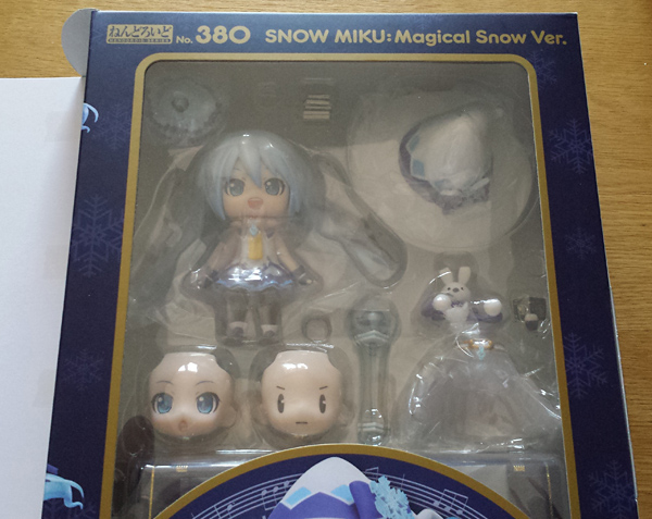 Nendoroid 380 - Snow Miku 2014
